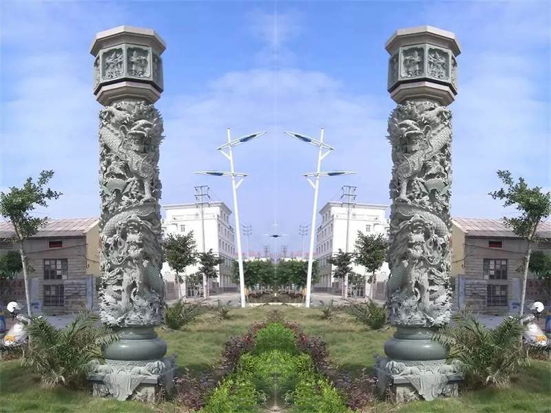 石龍柱