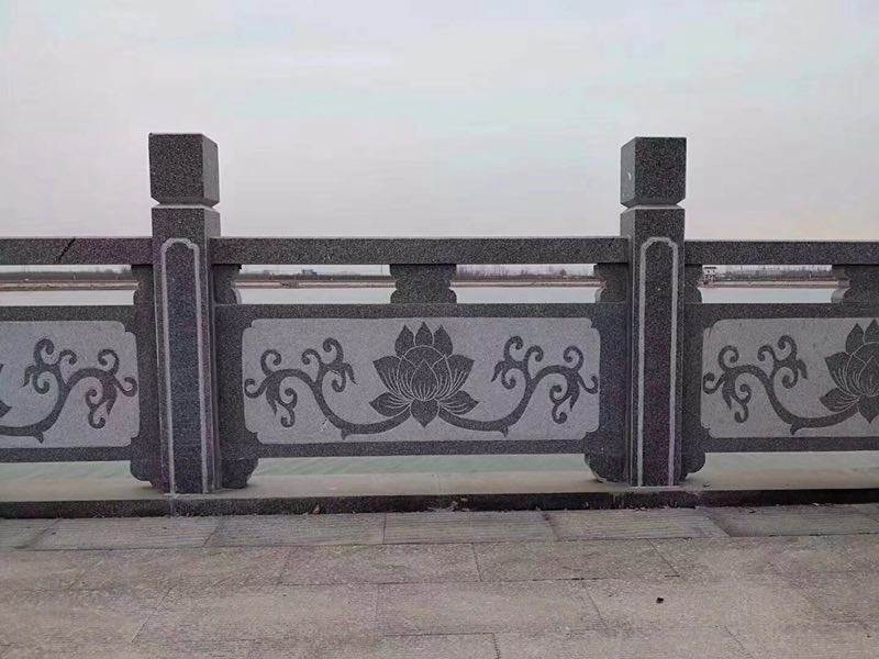 石欄桿