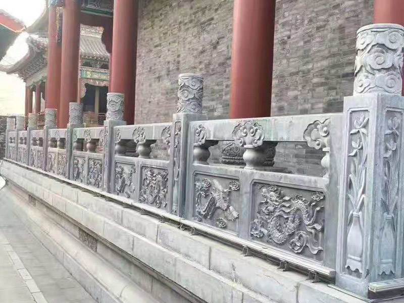 青石欄桿