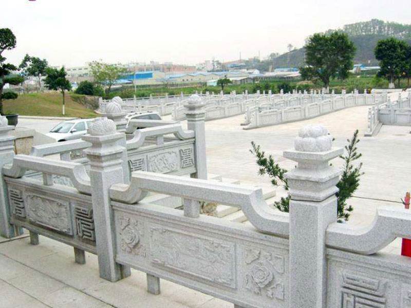 石護(hù)欄價格